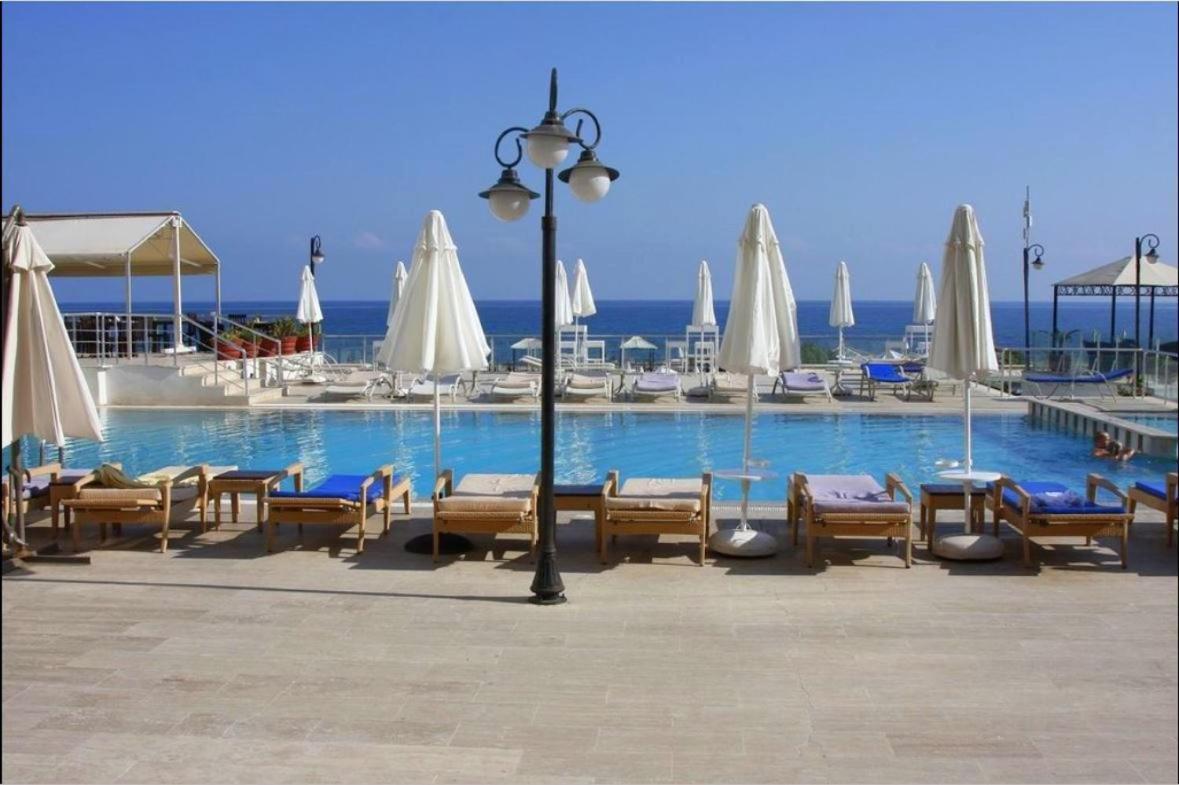 Ada Beachfront Boutique Hotel & Restaurant Κερύνεια Εξωτερικό φωτογραφία